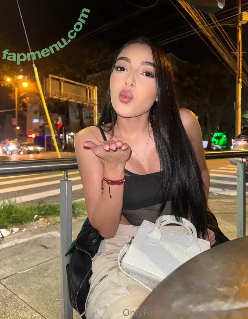 arianavargas nude photo #0087 (arianavargas)