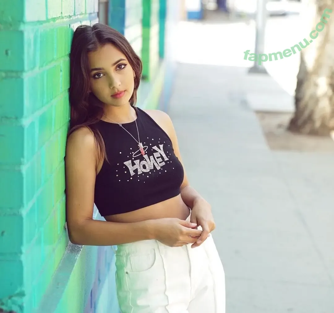 Arianna Rivas nude photo #0009 (Arianna Rivas)