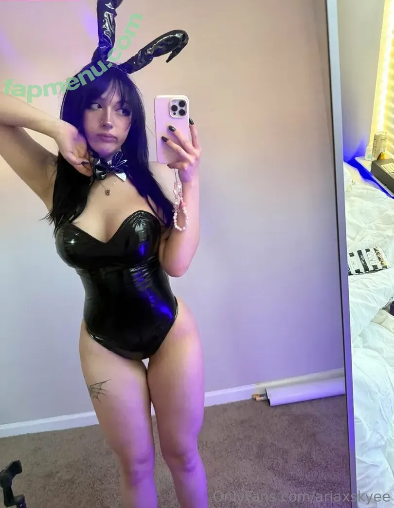 ariaxskyee nude photo #0003 (ariaxskyee)