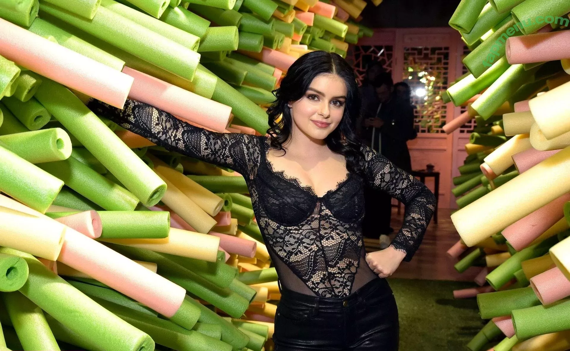 Ariel Winter nude photo #2029 (arielwinter)