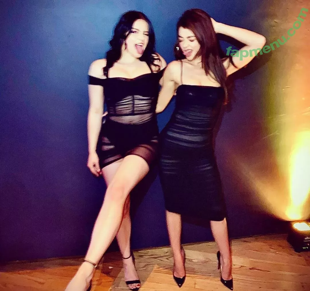 Ariel Winter nude photo #2048 (arielwinter)