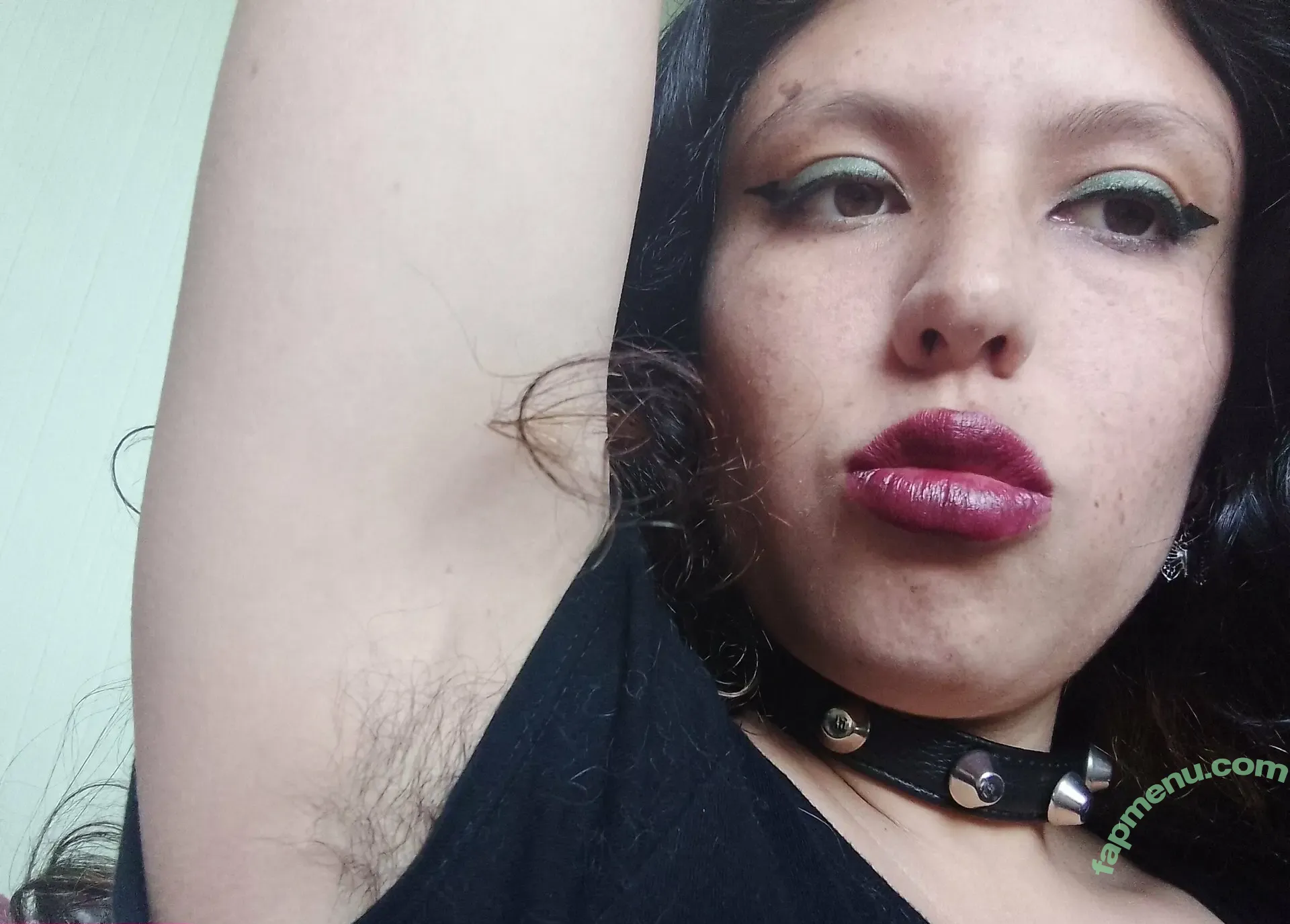arielhardcr nude photo #0005 (arielhardcr)