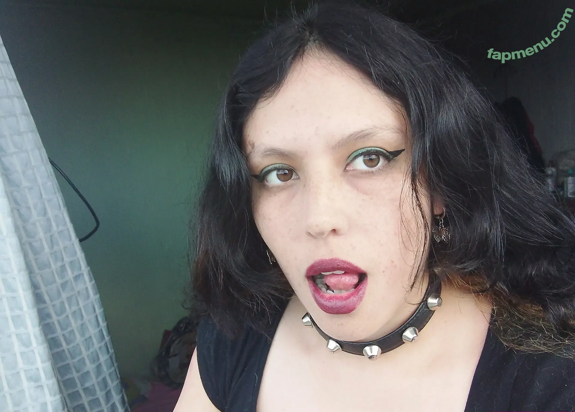 arielhardcr nude photo #0014 (arielhardcr)