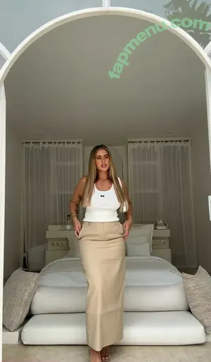  nude photo #0007