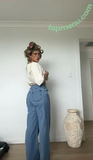  nude photo #0009