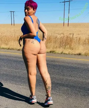  nude photo #0008