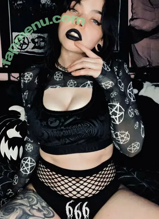 Artemis nude photo #0050 (angie-mariee / missartemisaa / real_artemis / smokewitch13)