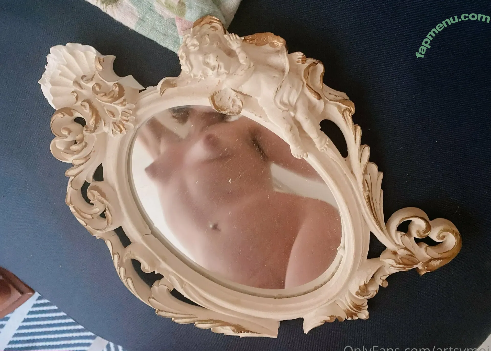 artsymoi nude photo #0039 (_mercurious / misshopeee / pitchthebabyy_)