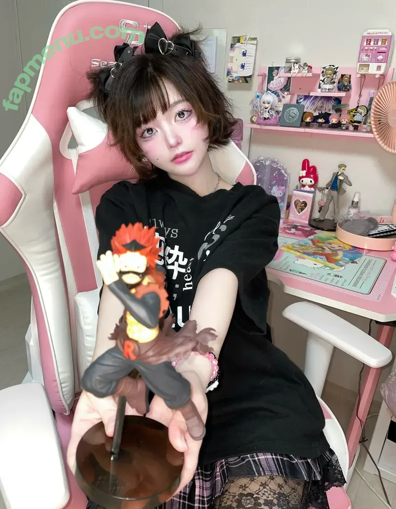 Arusama nude photo #0044 (essenceofara / x_arumi_x / xarumiix)