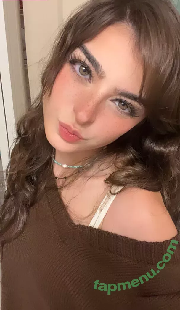 Aruuu nude photo #0866 ( / DeputyARUUU / malachitexd)