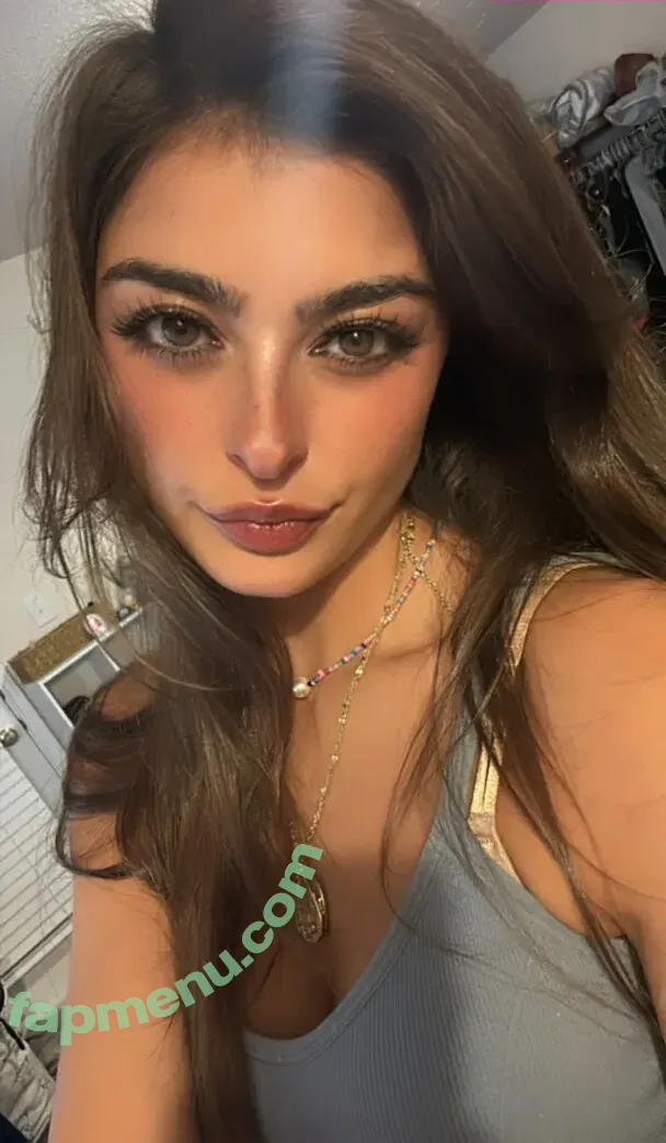 Aruuu nude photo #1279 ( / DeputyARUUU / malachitexd)