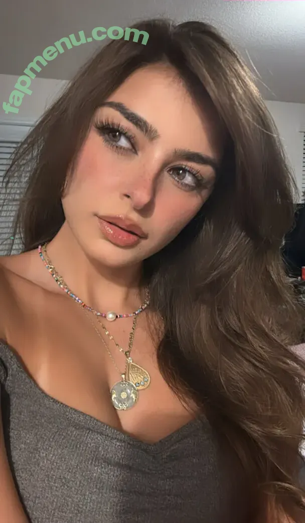 Aruuu nude photo #1282 ( / DeputyARUUU / malachitexd)