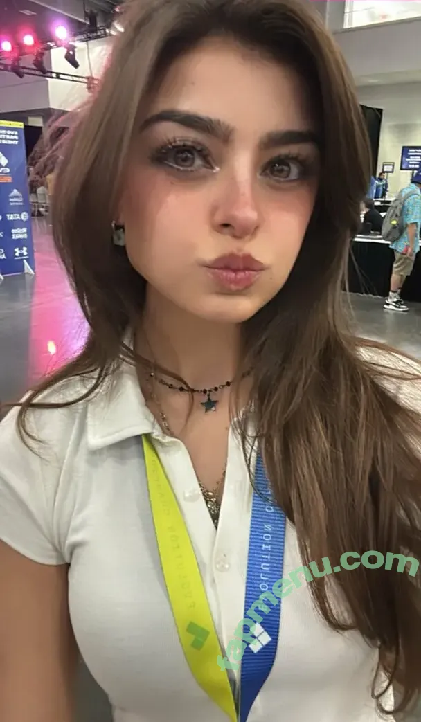 Aruuu nude photo #1292 ( / DeputyARUUU / malachitexd)