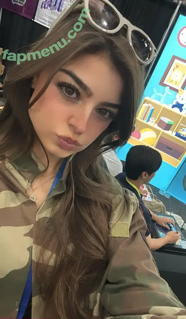 Aruuu nude photo #1295 ( / DeputyARUUU / malachitexd)