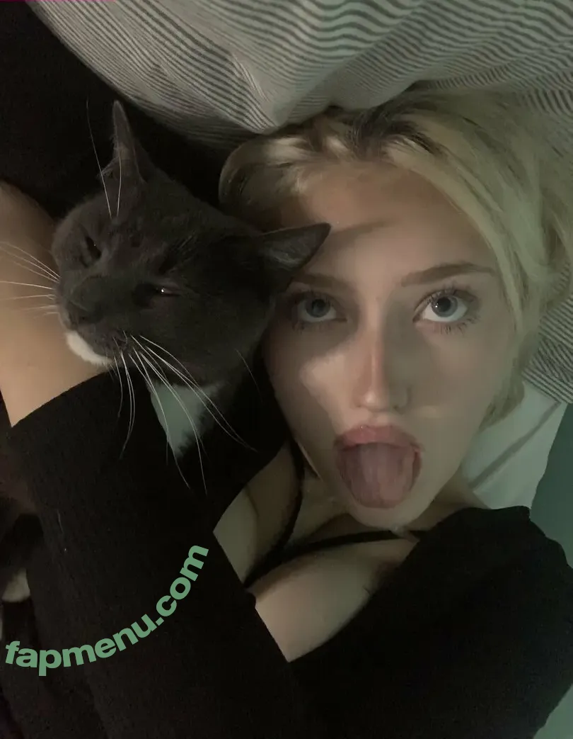 Aryanfemcel nude photo #0006 (Aryanfemcel)