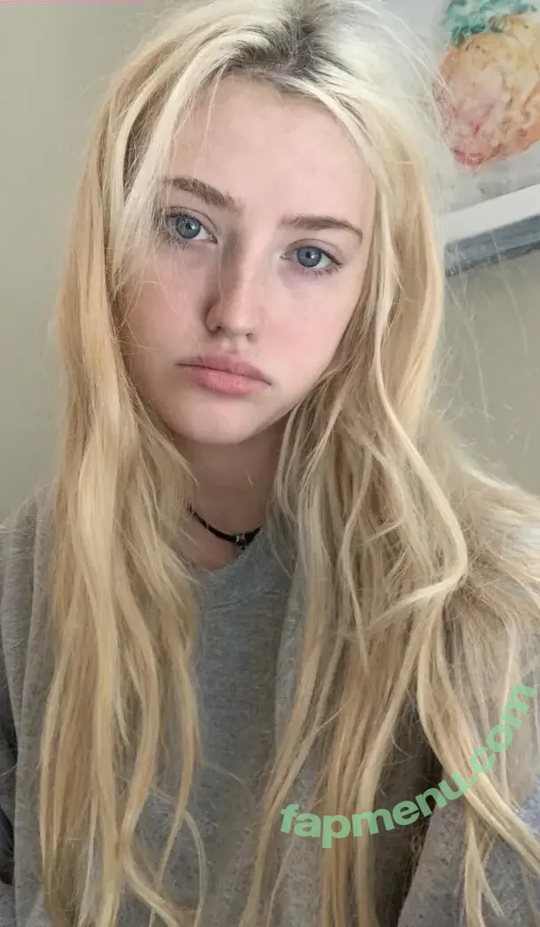 Aryanfemcel nude photo #0026 (Aryanfemcel)