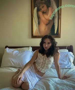  nude photo #0002