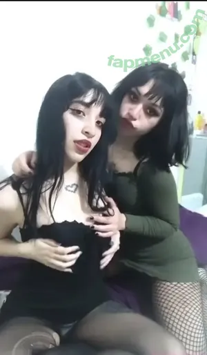  nude photo #0002