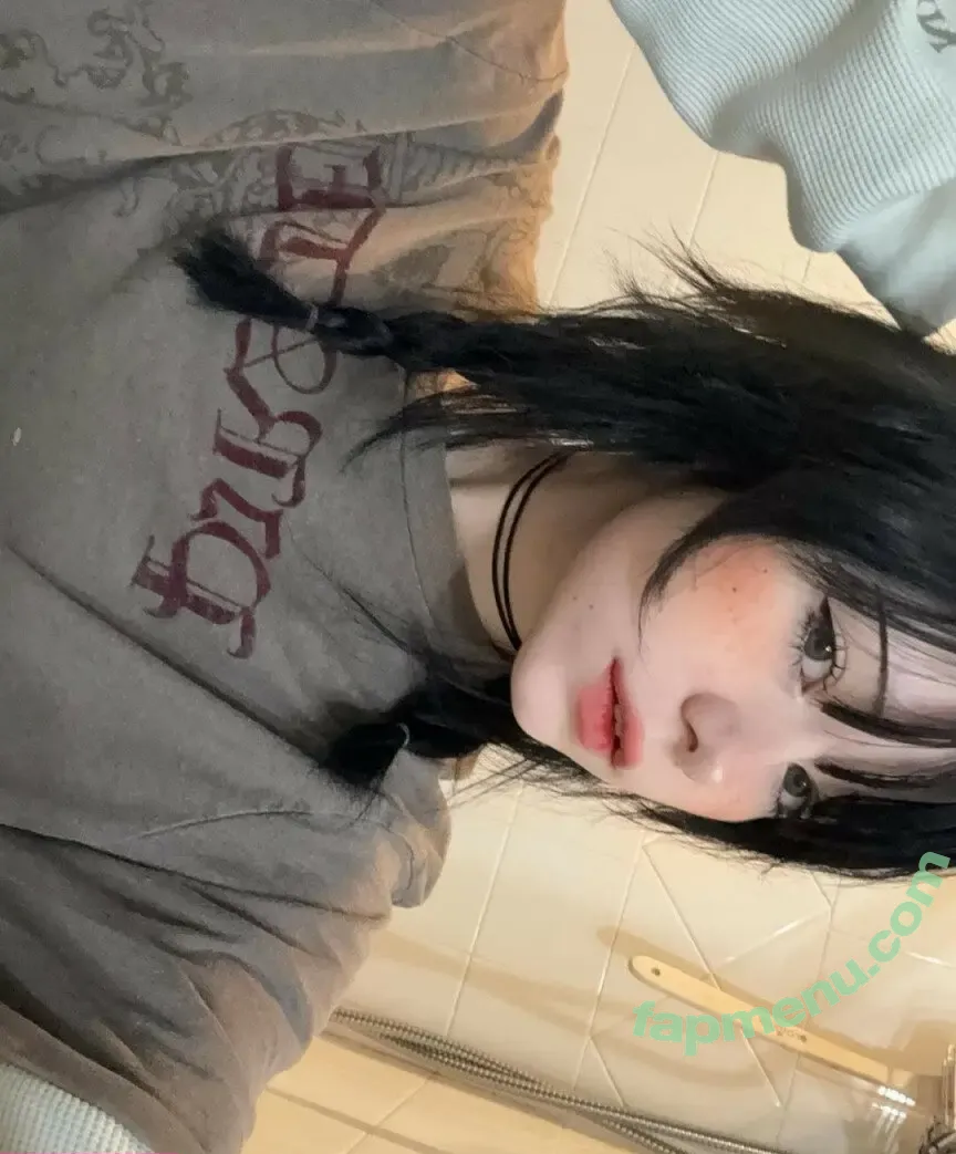 ashisbees nude photo #0266 (iamb33s)