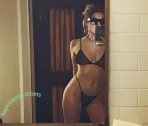 Ashley Benson / AshBenzo / ashley_benson1 / ashleybenson nude photo #1283