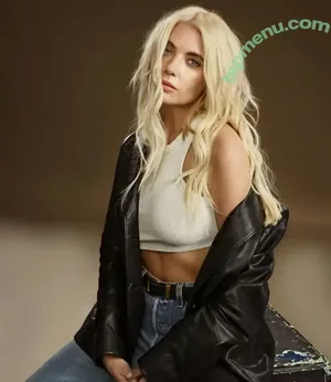 Ashley Benson / AshBenzo / ashley_benson1 / ashleybenson nude photo #1329