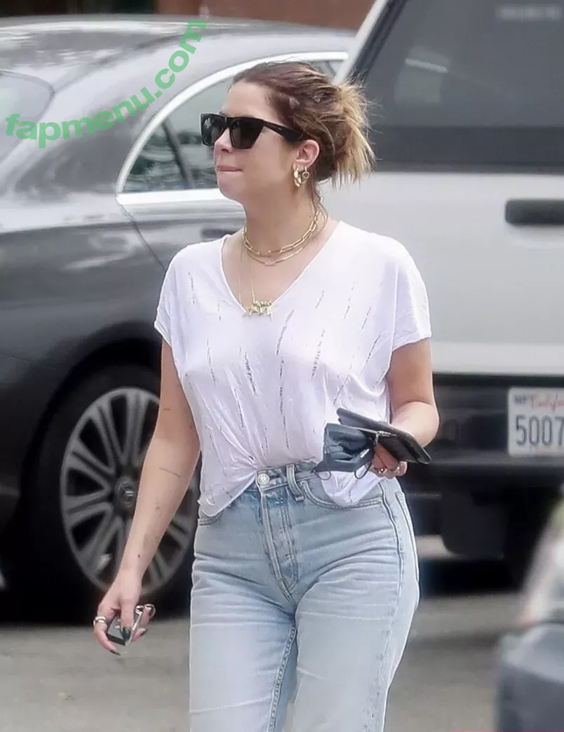 Ashley Benson nude photo #1207 (AshBenzo / ashley_benson1 / ashleybenson)