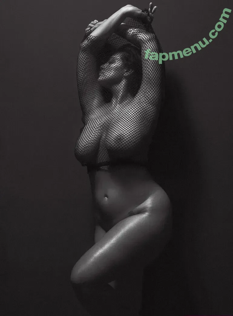 Ashley Graham nude photo #1577 (AshleyGraham / ashley_2020xxx / theashleygraham)