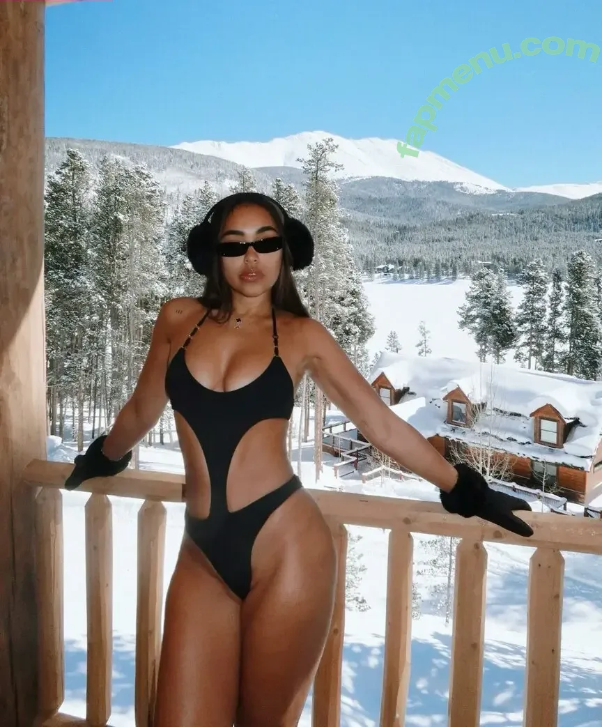Ashley Nicole Moss nude photo #0012 (ashnicolemoss)