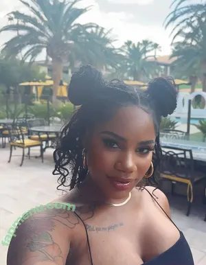  nude photo #0004