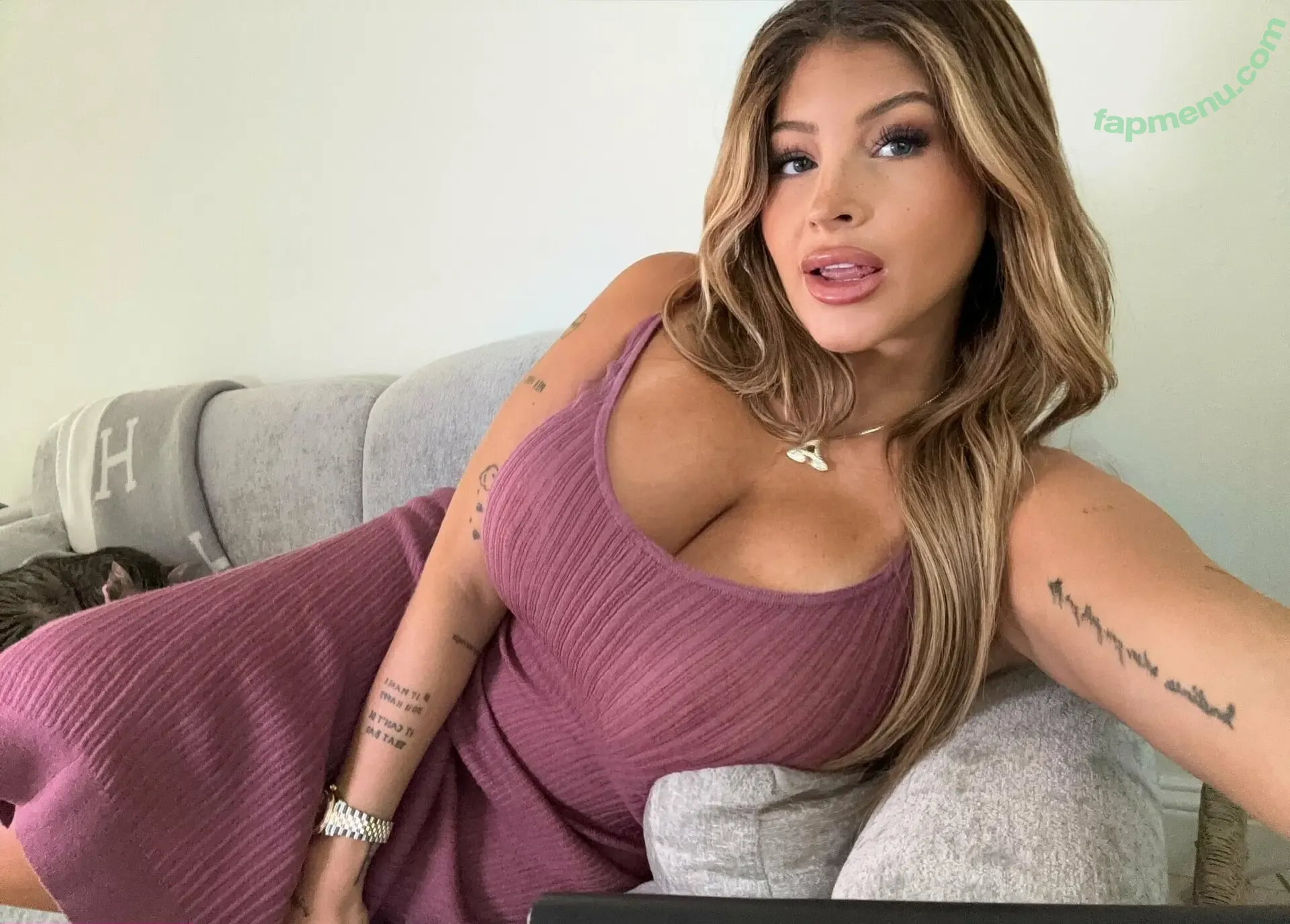 ashleysjuggs nude photo #0012 (ashleysjuggs)