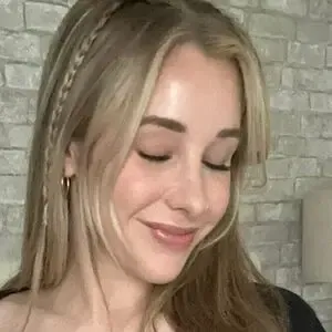 ashleyyyreyyy / ashleyyylreyyy nude photo #0002