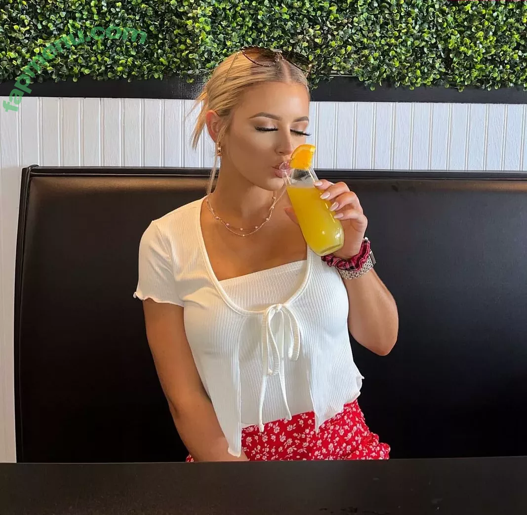 Ashlyn Sharp nude photo #0878 (blondie_ashlynnn)