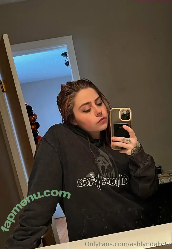 ashlyndakota nude photo #0002 (ashlyndakota111)