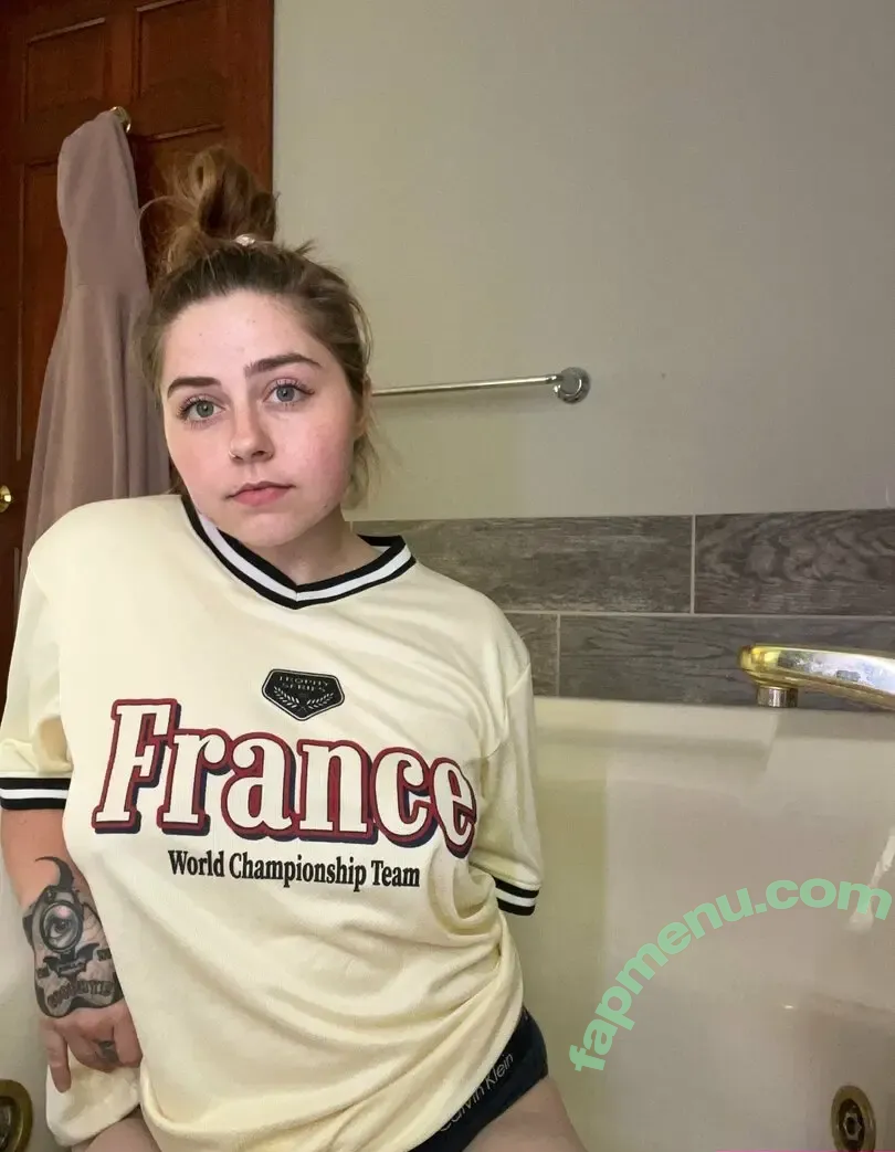 ashlyndakota nude photo #0006 (ashlyndakota111)