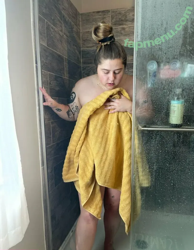 ashlyndakota nude photo #0009 (ashlyndakota111)