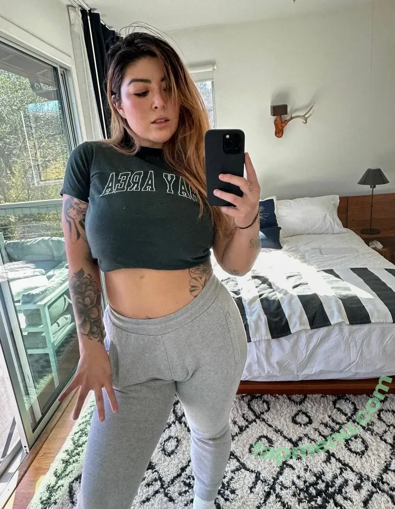 Ashlynn Arias nude photo #0004 (ashlynn / ashlynnarias)