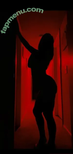  nude photo #0005