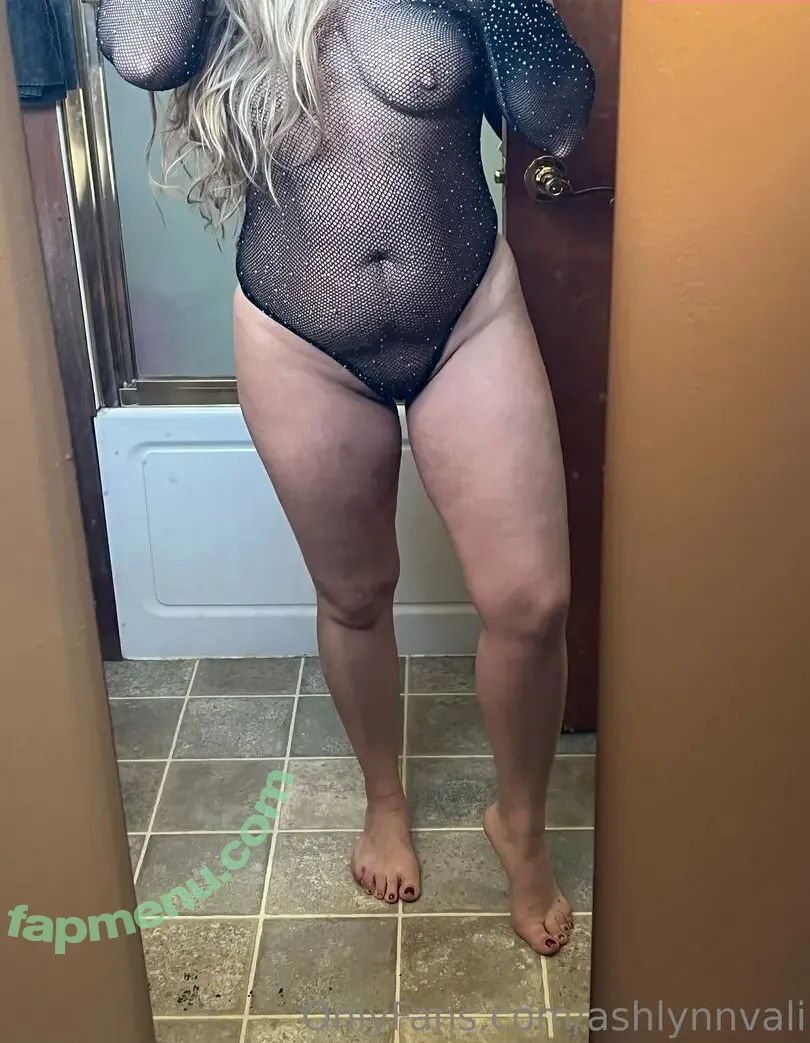 ashlynnvali nude photo #0044 (hiwalaniokeanela)