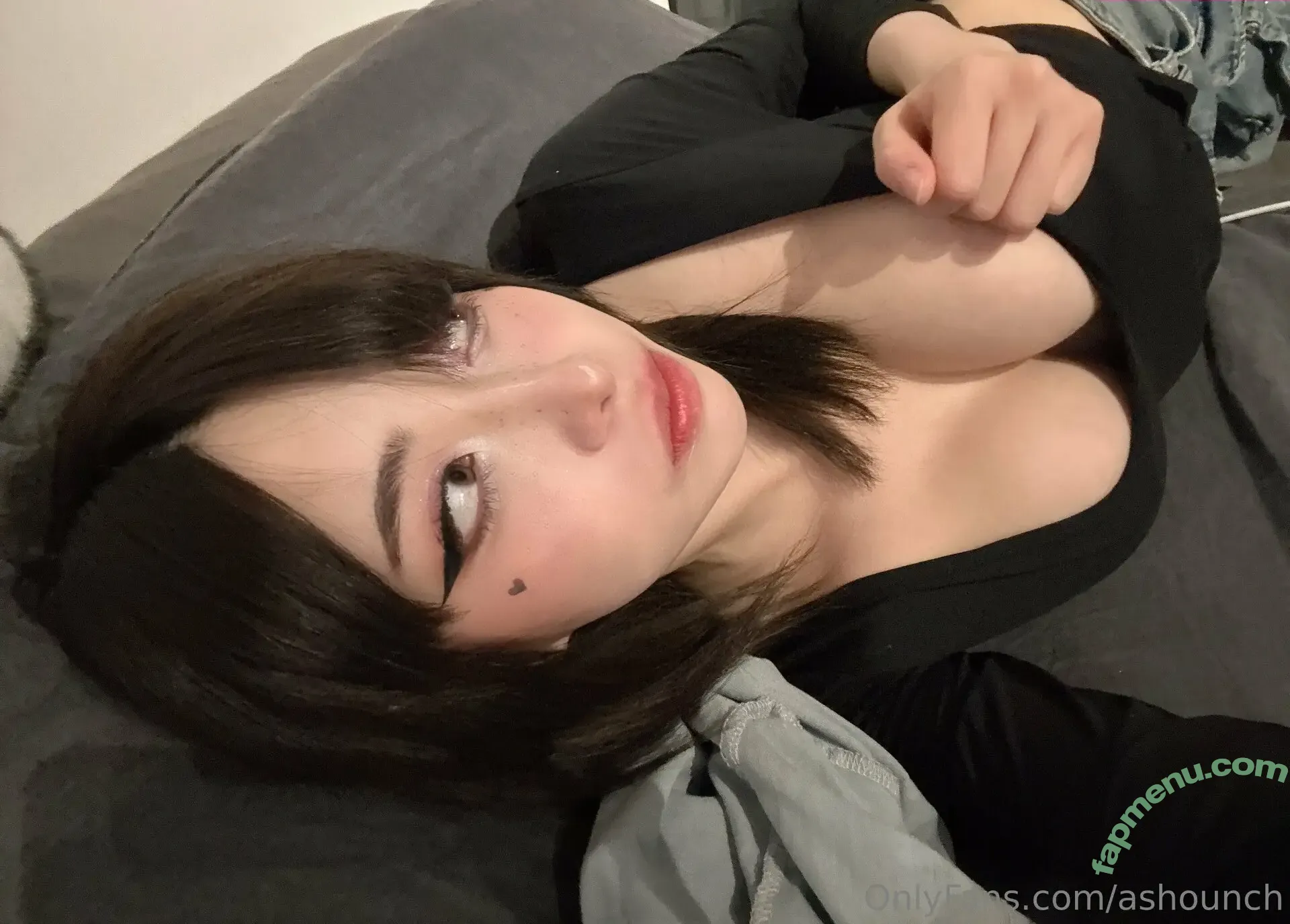 ashounch nude photo #0039 (ashounch)