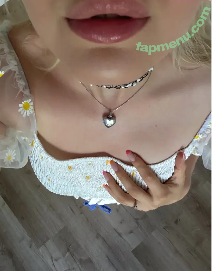 ASMR Janina nude photo #0004 (asmrjanina)