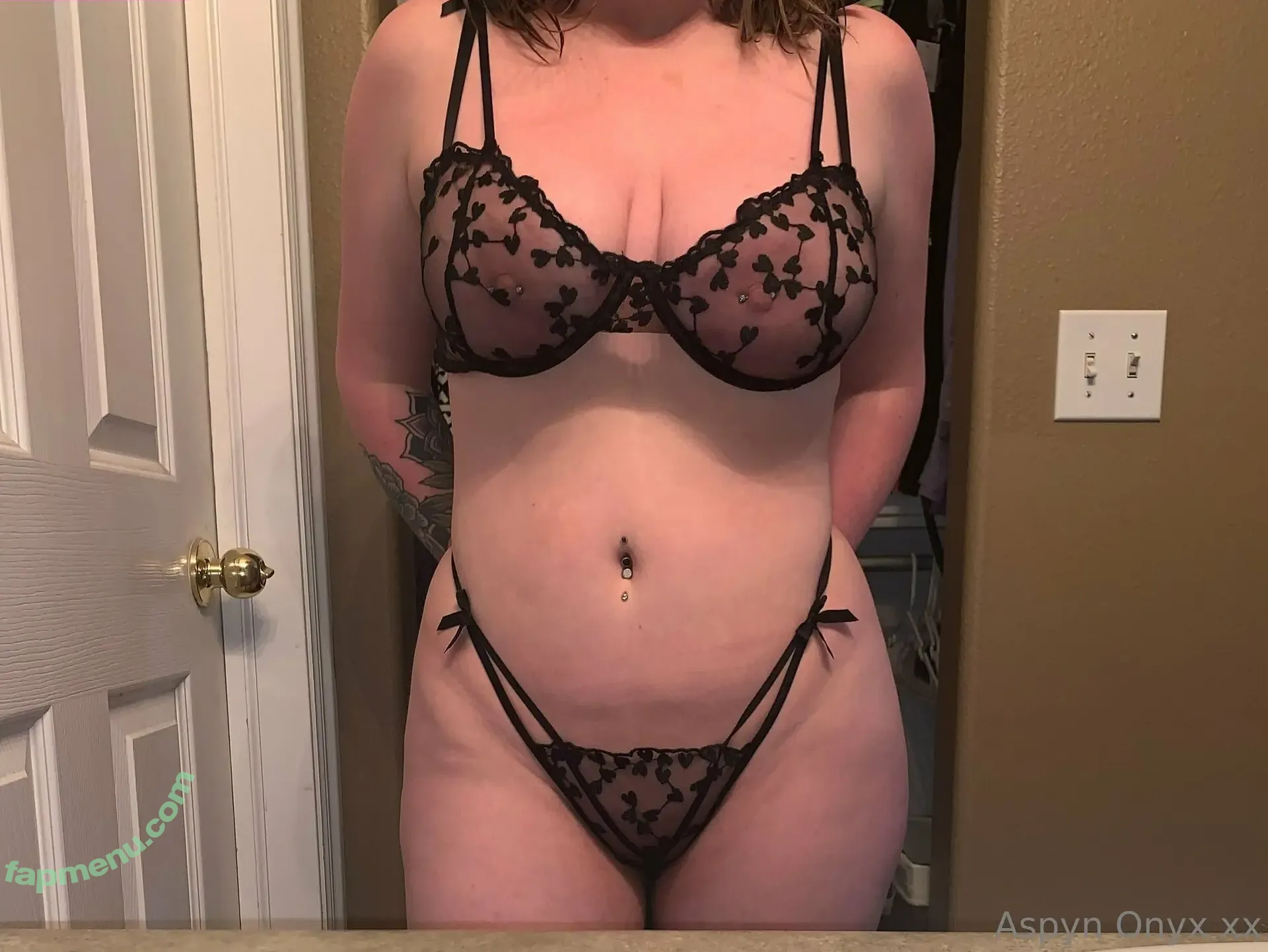 aspyn_onyx nude photo #0019 (aspynovard)
