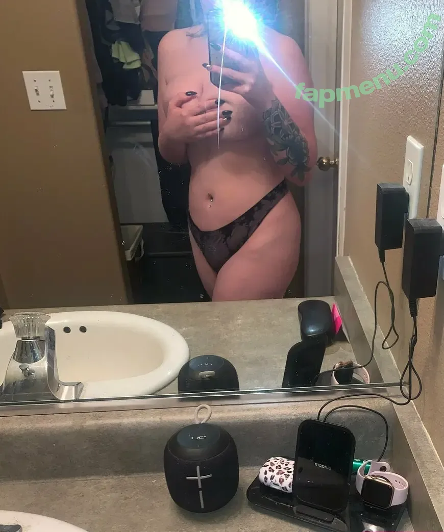 aspyn_onyx nude photo #0024 (aspynovard)