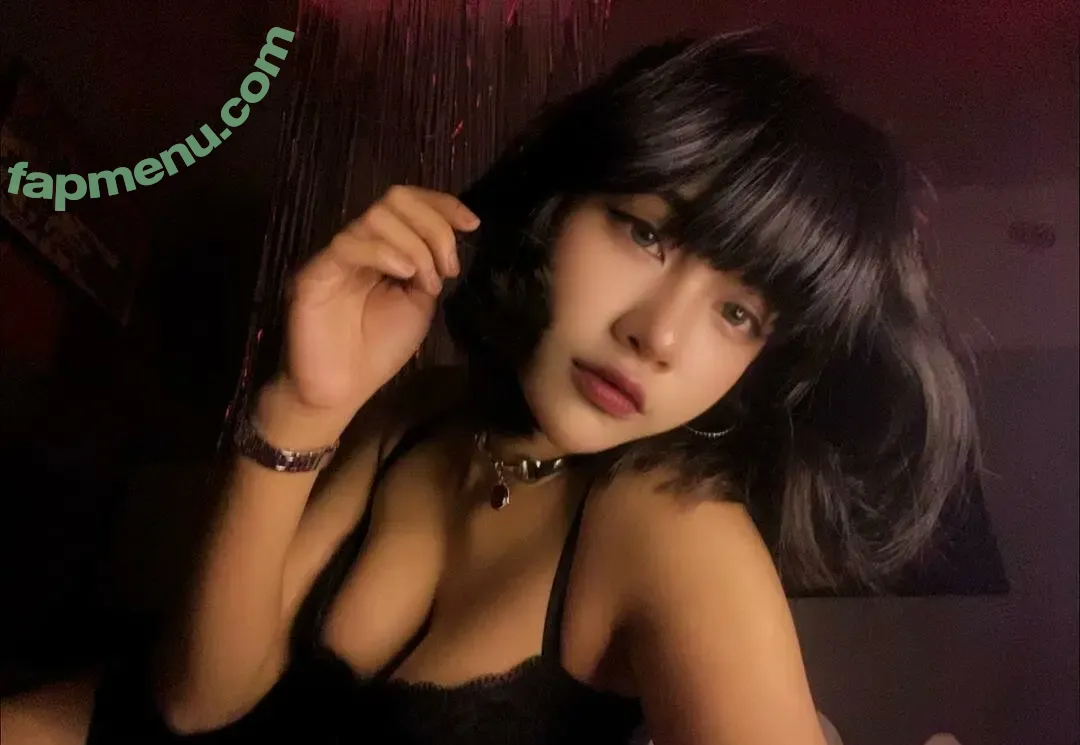 Atiqaaarn nude photo #0011 (Tiqaaa)