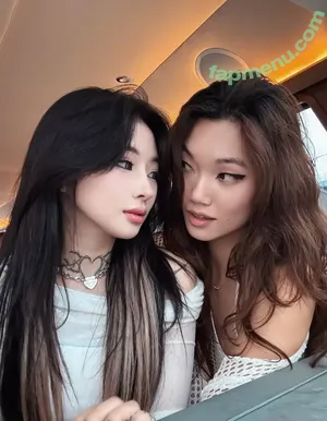  nude photo #0002