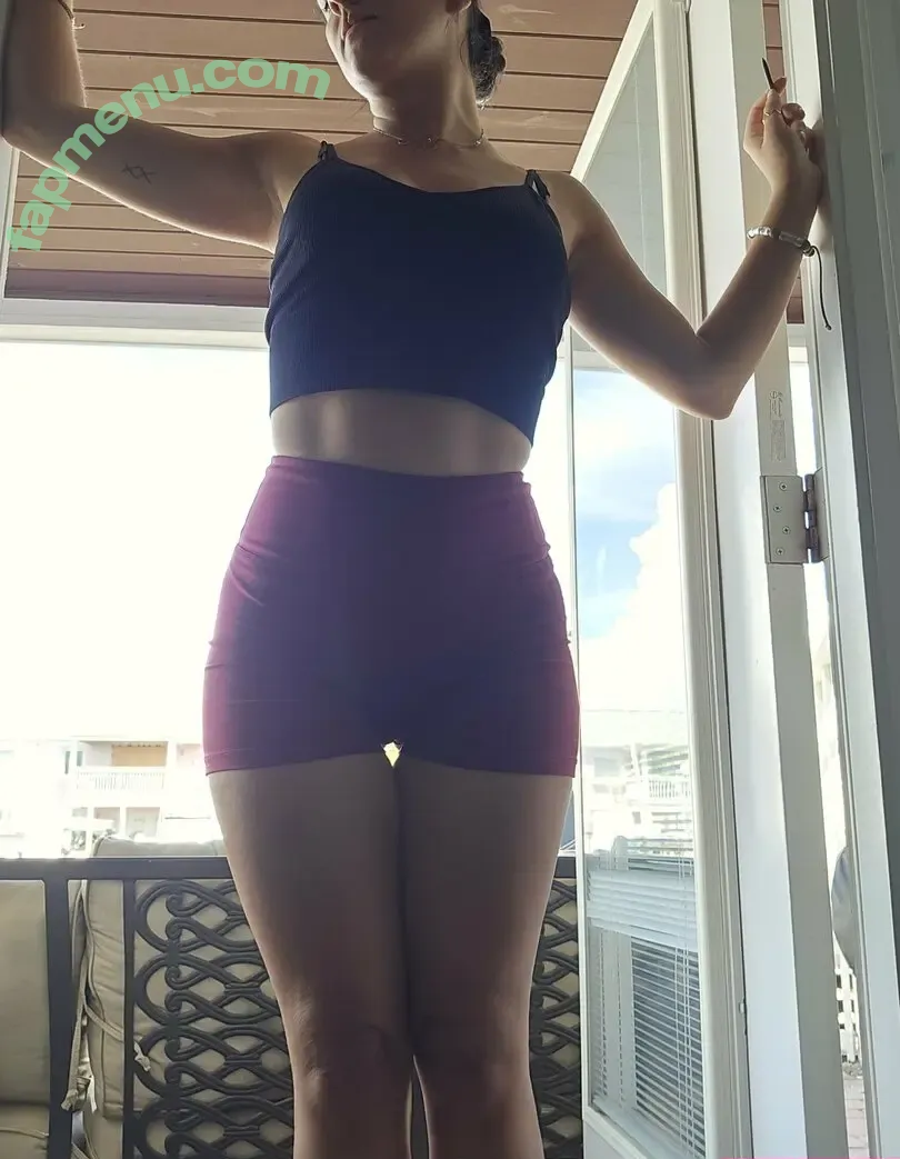 Atoycarchick nude photo #0011 (laurenleelaughs)
