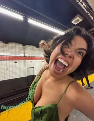 Aulii Cravalho / AuliiCravalho / Auli’i Cravalho nude photo #0248