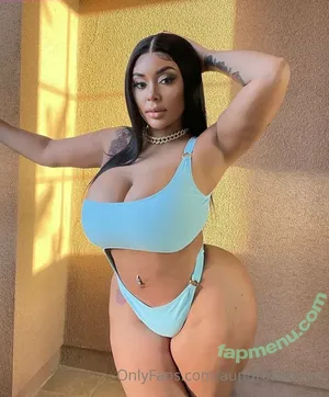 Aundreana Rene / Creole barbie / creolebarbieee / creolebarbieeee nude photo #0117