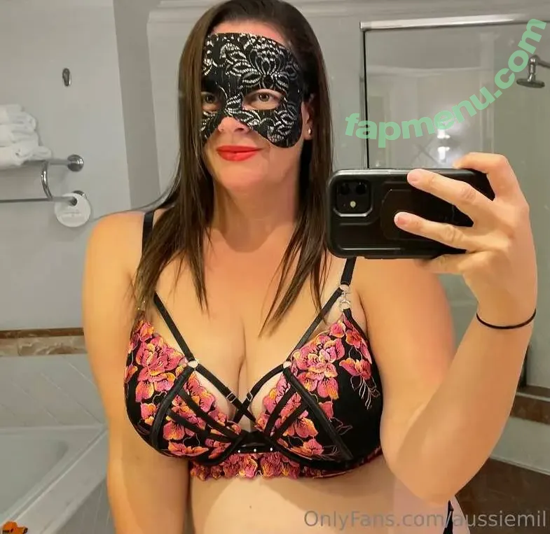 aussiemil nude photo #0039 (aussiemil)