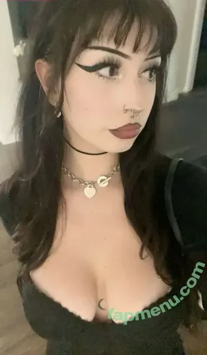  nude photo #0003