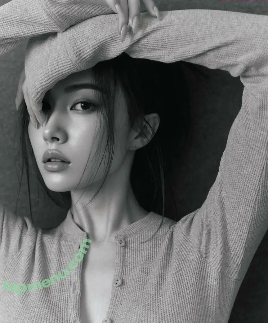 Autumn_rain_drops nude photo #0032 (autumn_rain)